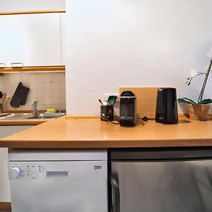 Heju - Altbau Meets Design - Parkplatz - Netflix Lübeck