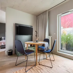 *** Apart Otel Limehome Stresemannstrasse - Digital Access Almanya